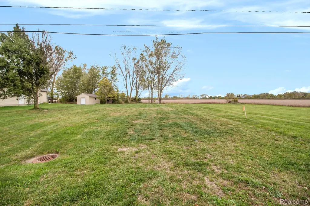4511 Burke Road Frenchtown Township MI 48166