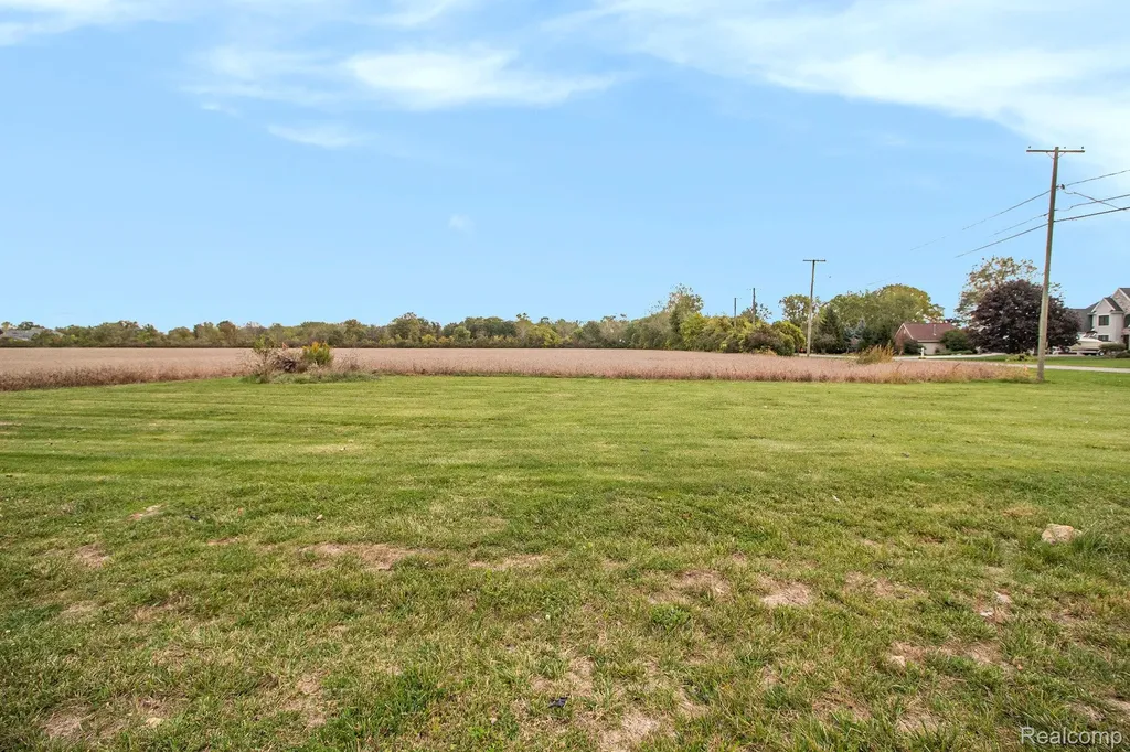 4511 Burke Road Frenchtown Township MI 48166