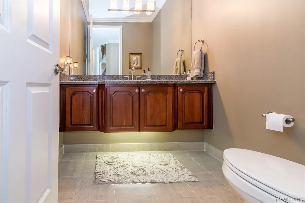 3166 Beach Lake Drive W Brighton Township MI 48380
