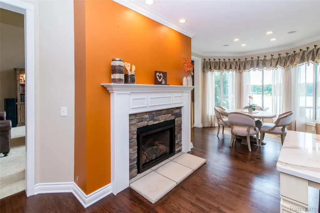 3166 Beach Lake Drive W Brighton Township MI 48380