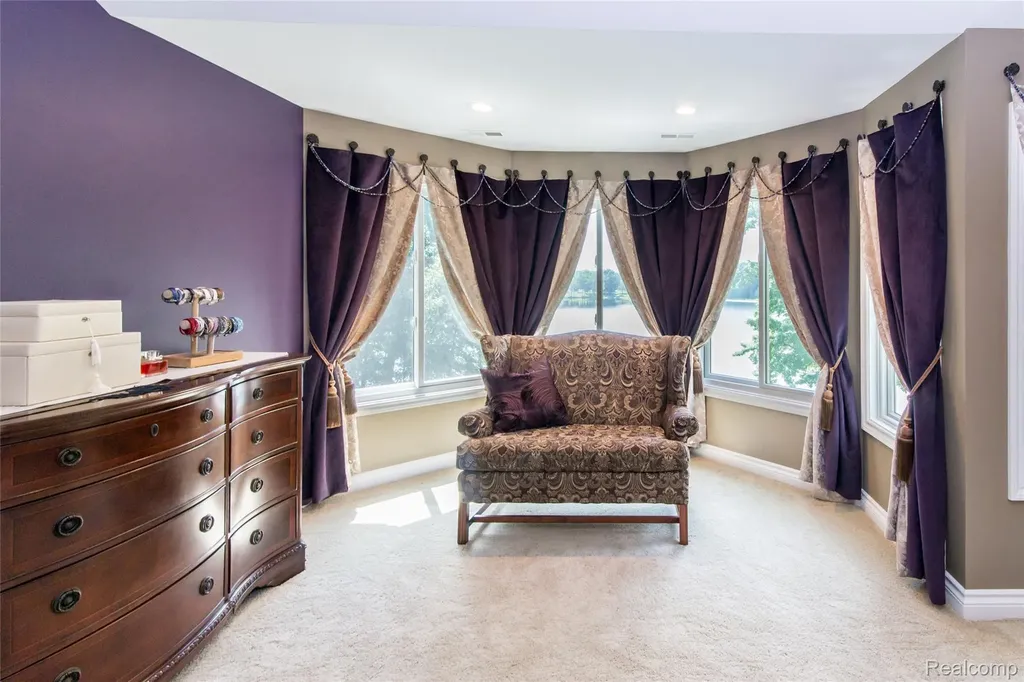 3166 Beach Lake Drive W Brighton Township MI 48380