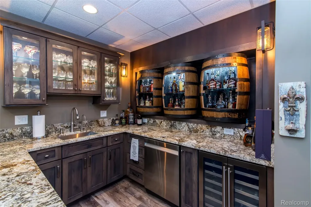 3166 Beach Lake Drive W Brighton Township MI 48380
