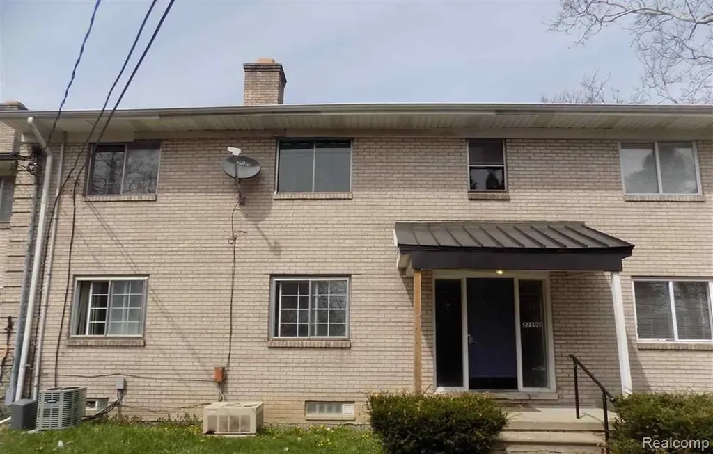 22100 Dante Street Oak Park City MI 48237