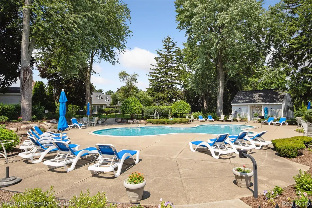 3559 Port Cove Drive Waterford Charter Township MI 48328