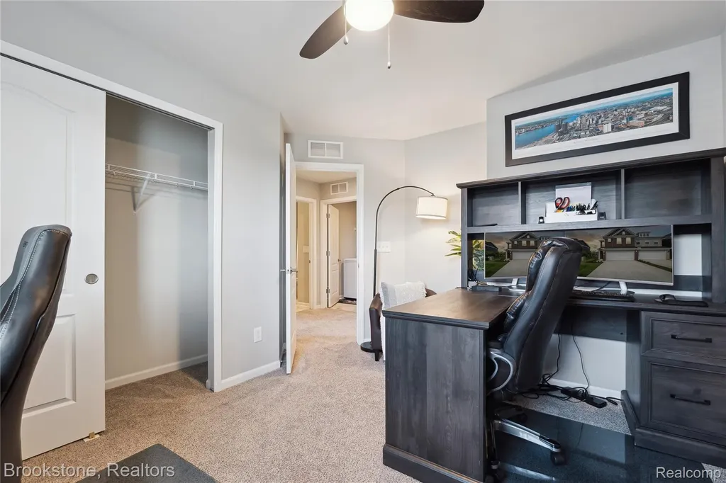 765 Hummingbird Drive Rochester Hills City MI 48307