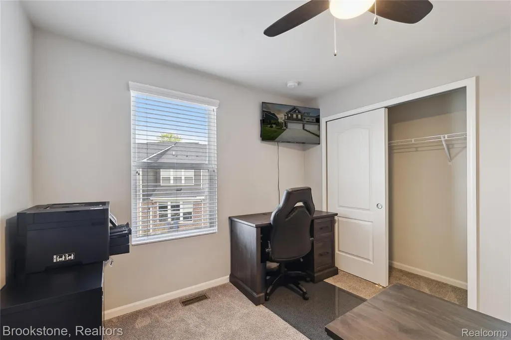 765 Hummingbird Drive Rochester Hills City MI 48307