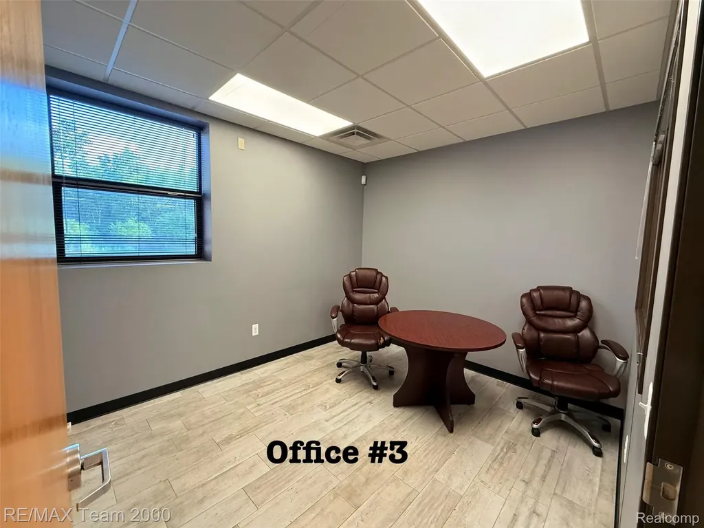 28975 Grand River Avenue Farmington City MI 48336