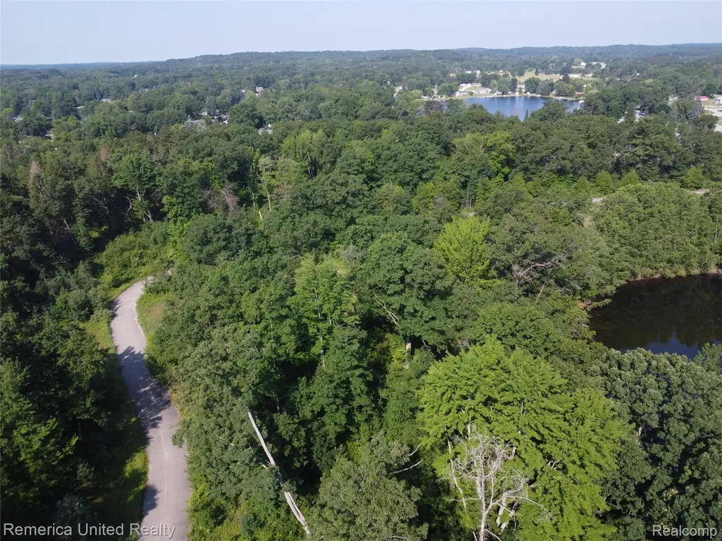 Vl Pondside Dr Lot 07 Surrey Township MI 48622