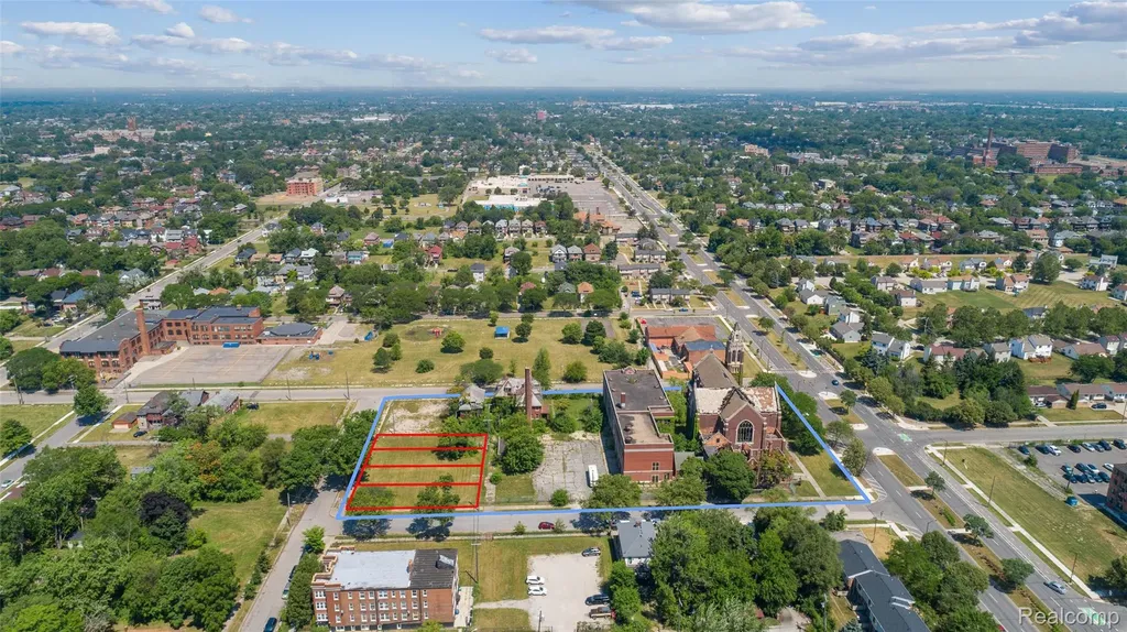 7625 Rosa Parks Boulevard Detroit City MI 48206