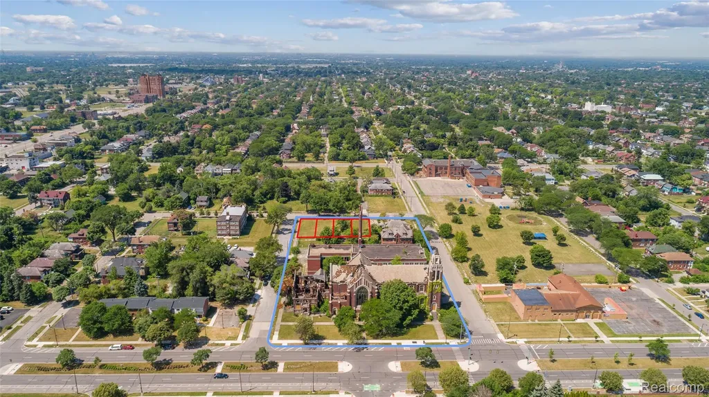 7625 Rosa Parks Boulevard Detroit City MI 48206