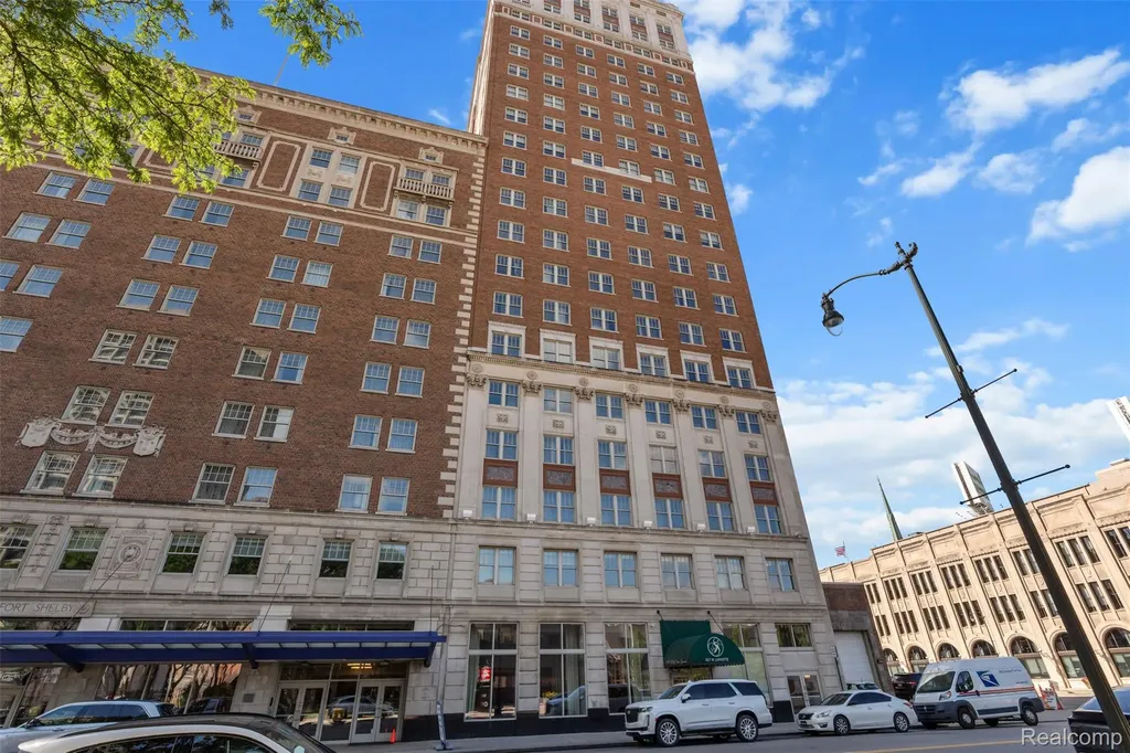 525 W Lafayette Boulevard Detroit City MI 48226