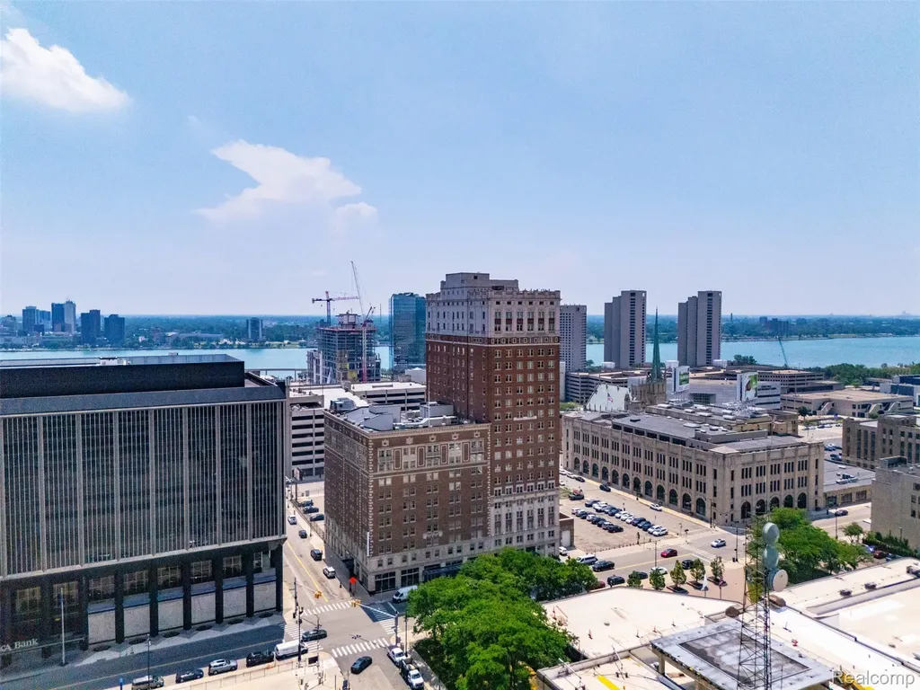 525 W Lafayette Boulevard Detroit City MI 48226