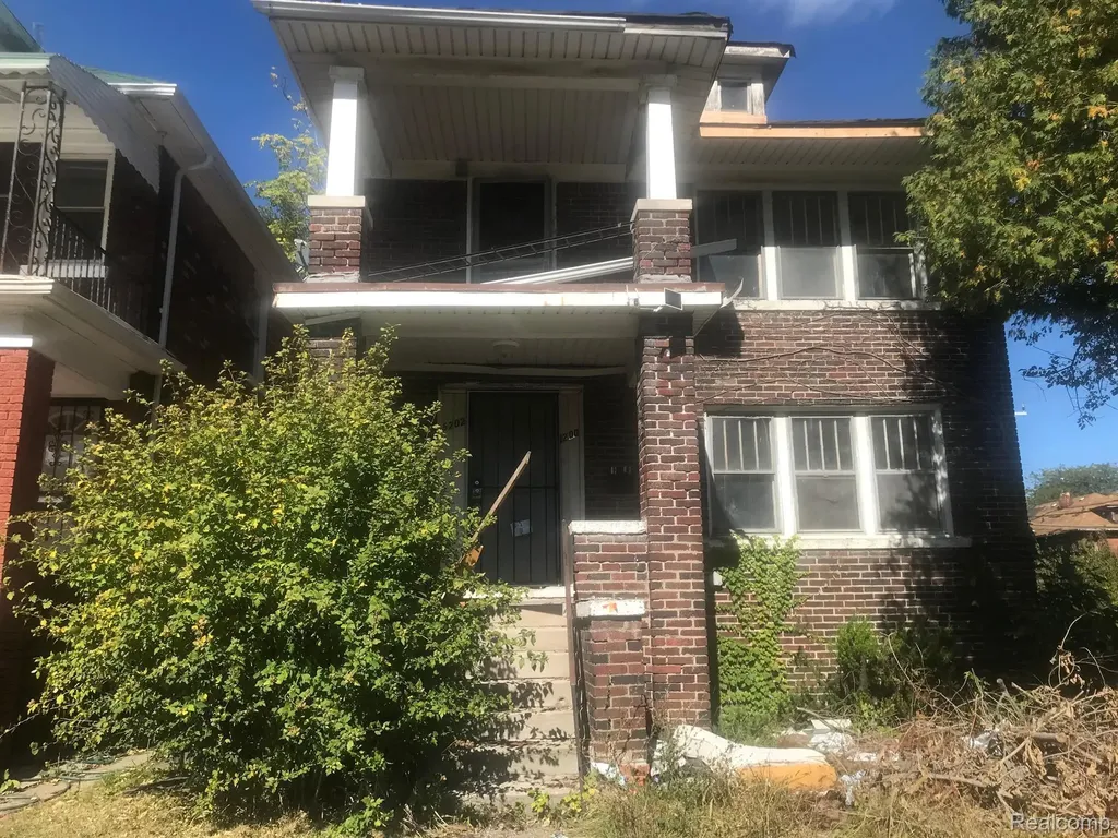 5200 Maplewood Street Detroit City MI 48204