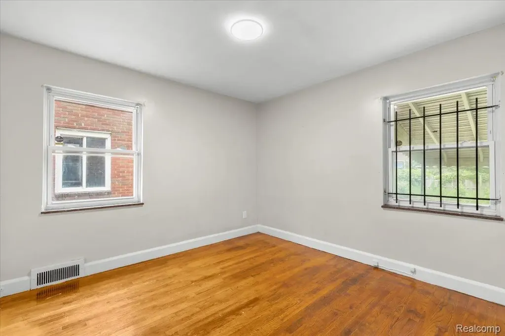 11110 Wayburn Street Detroit City MI 48224