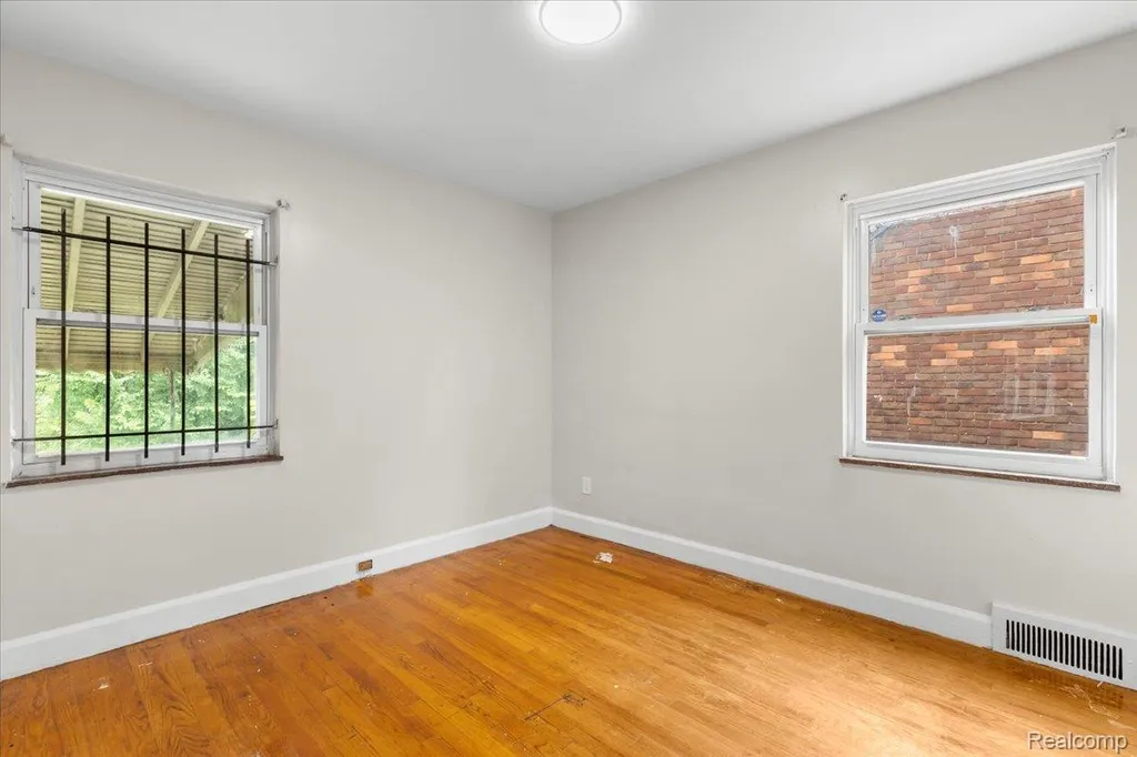 11110 Wayburn Street Detroit City MI 48224