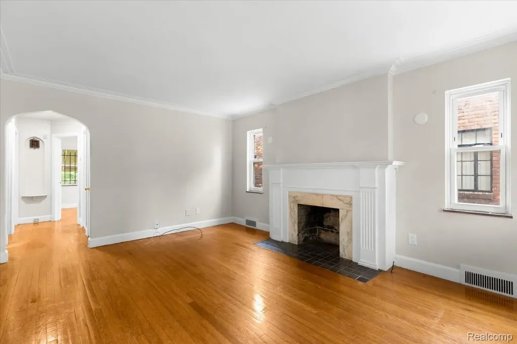 11110 Wayburn Street Detroit City MI 48224