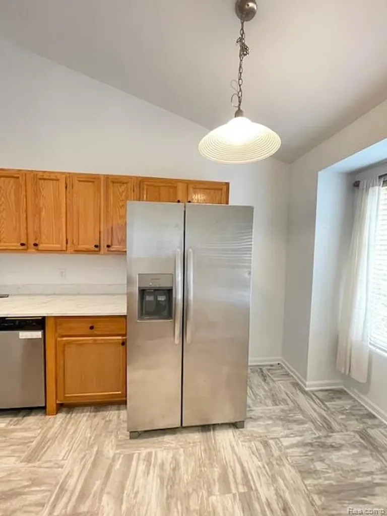 30885 Lee Frank Lane Madison Heights City MI 48071
