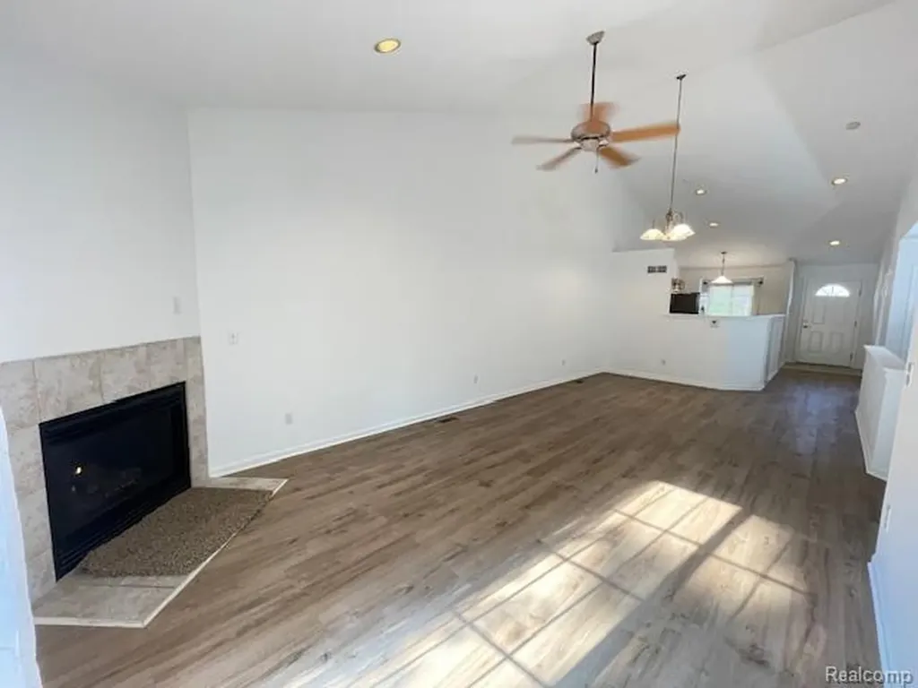 30885 Lee Frank Lane Madison Heights City MI 48071
