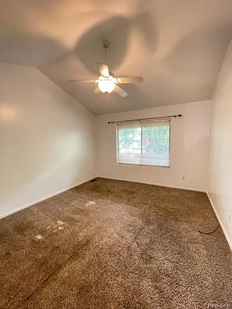 30885 Lee Frank Lane Madison Heights City MI 48071