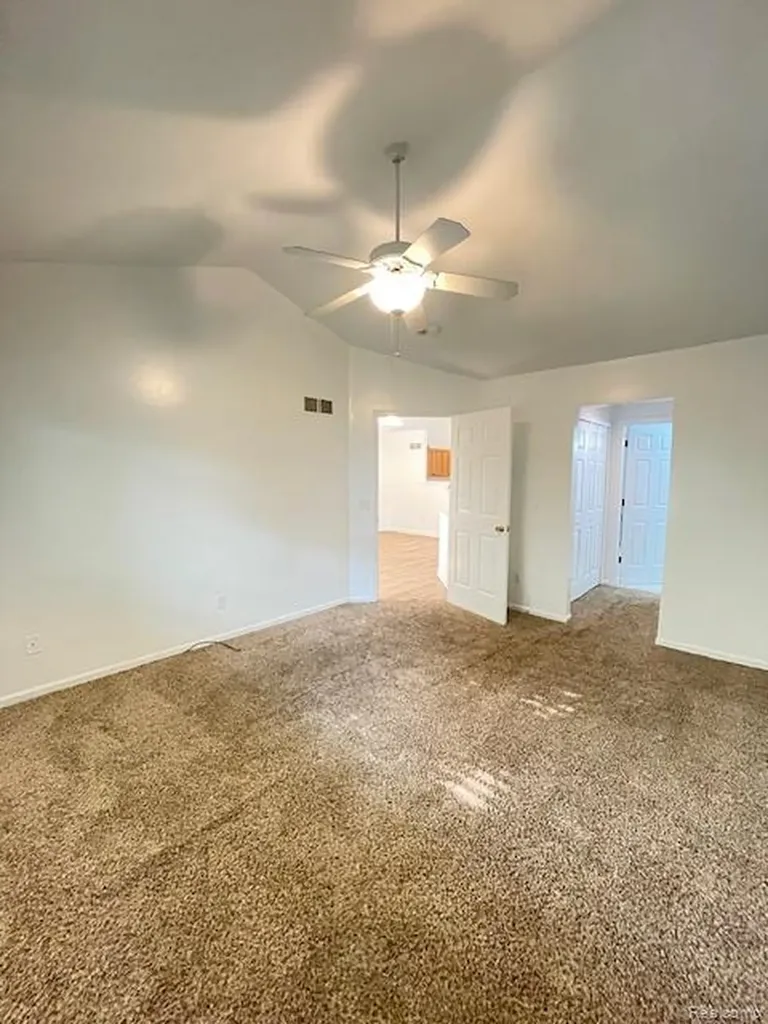 30885 Lee Frank Lane Madison Heights City MI 48071