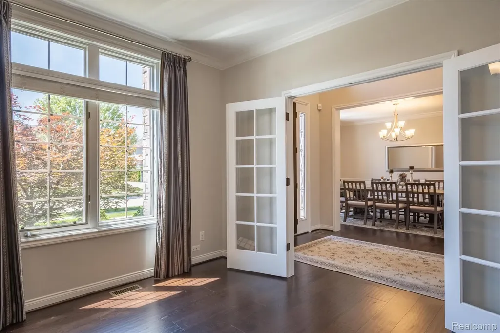 55712 Glenbrooke Drive Shelby Charter Township MI 48316