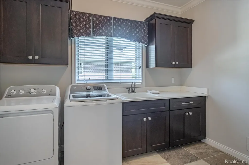 55712 Glenbrooke Drive Shelby Charter Township MI 48316