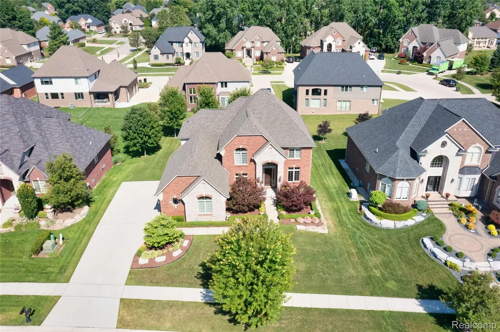 55712 Glenbrooke Drive Shelby Charter Township MI 48316
