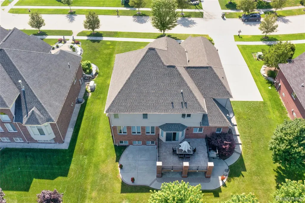 55712 Glenbrooke Drive Shelby Charter Township MI 48316