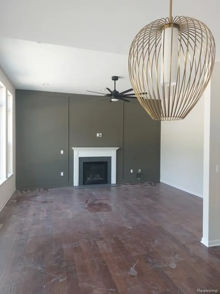 33567 Baldwin Street Farmington Hills City MI 48336