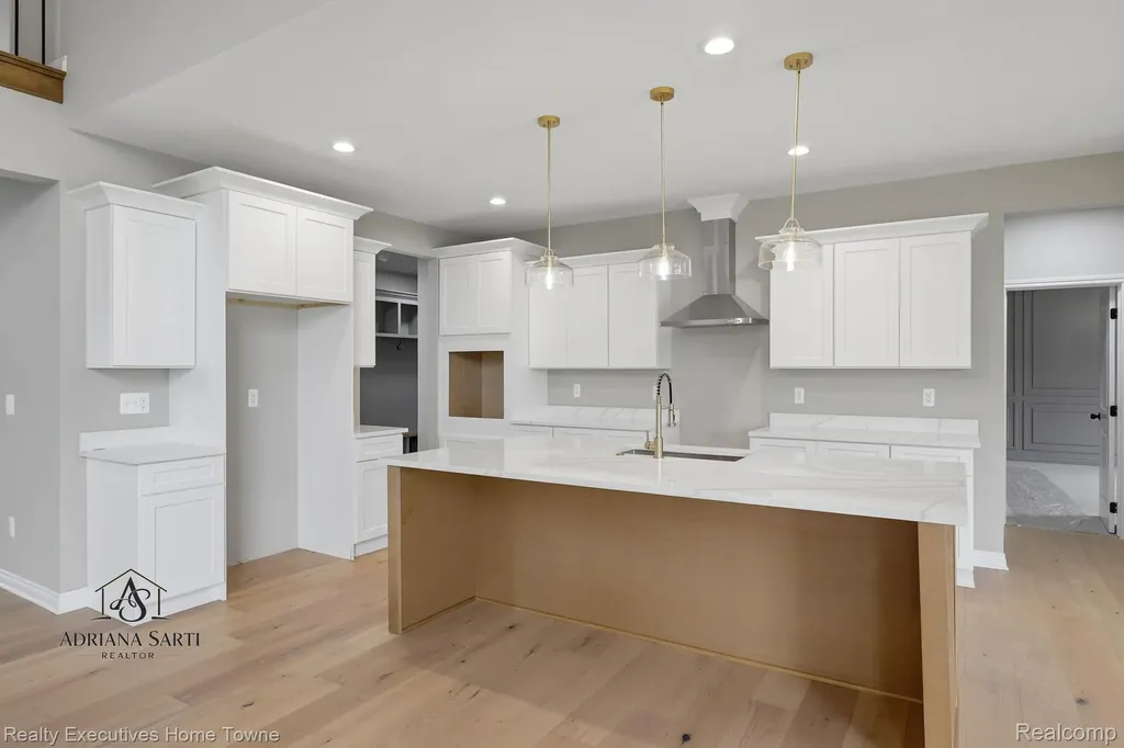 50733 Mistwood Drive Macomb Township MI 48042