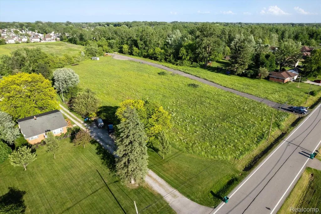 22701 Beech Daly Road Brownstown Charter Township MI 48134