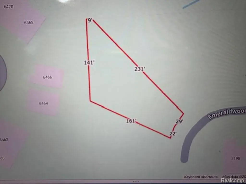 60 Emeraldwood Trail Flint Charter Township MI 48433