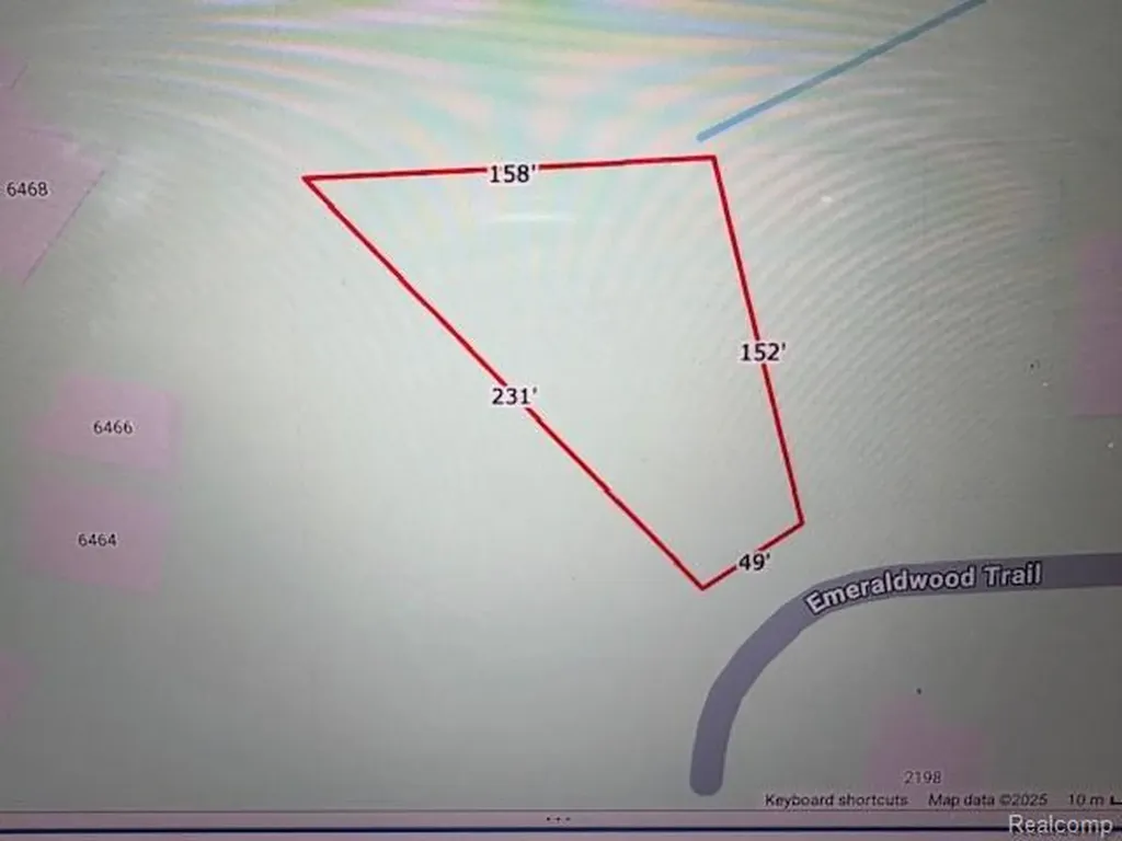 60 Emeraldwood Trail Flint Charter Township MI 48433