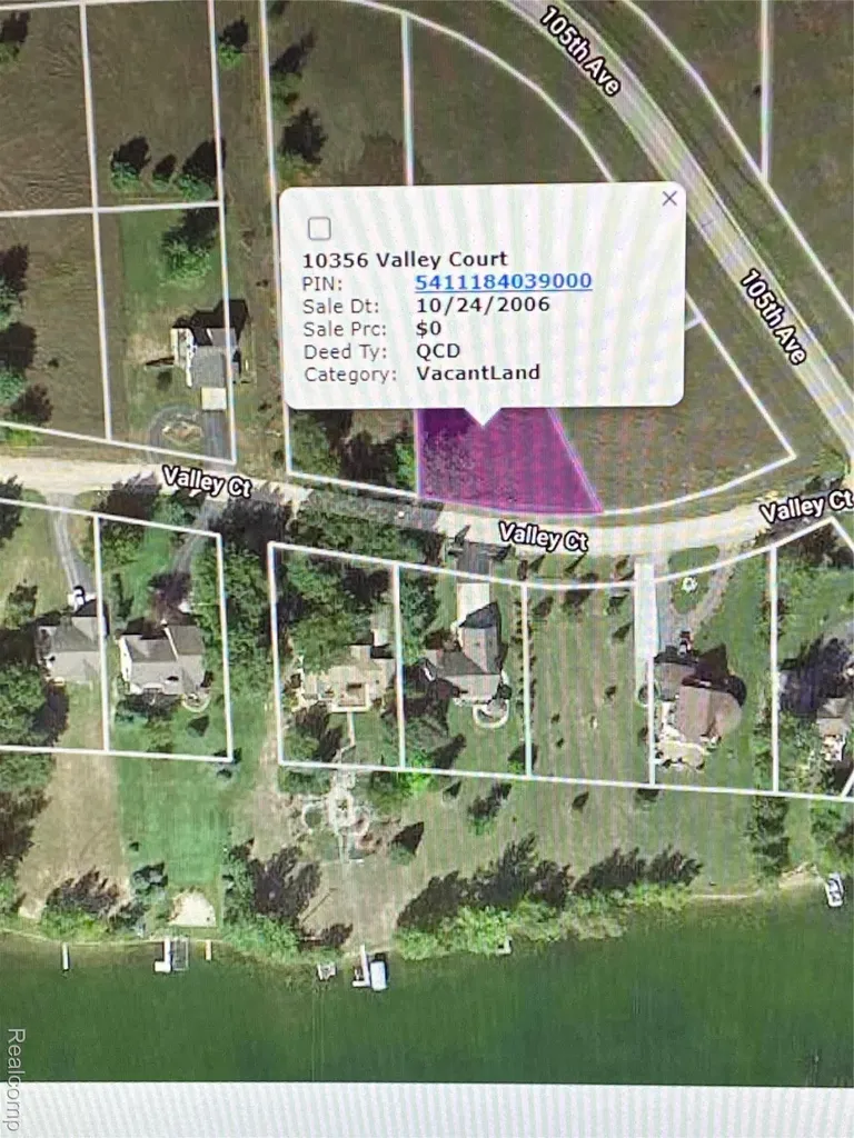 10356 Valley Court Stanwood Village MI 49346