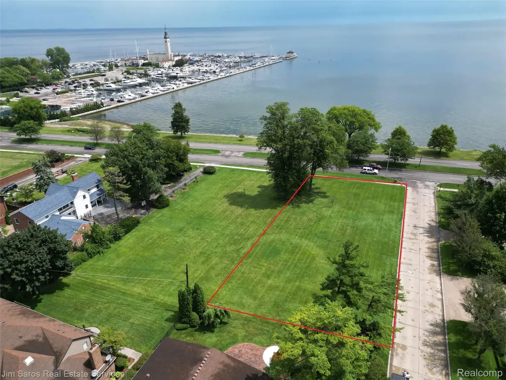 745 Lake Shore Road Village Of Grosse Pointe Shores City MI 48236