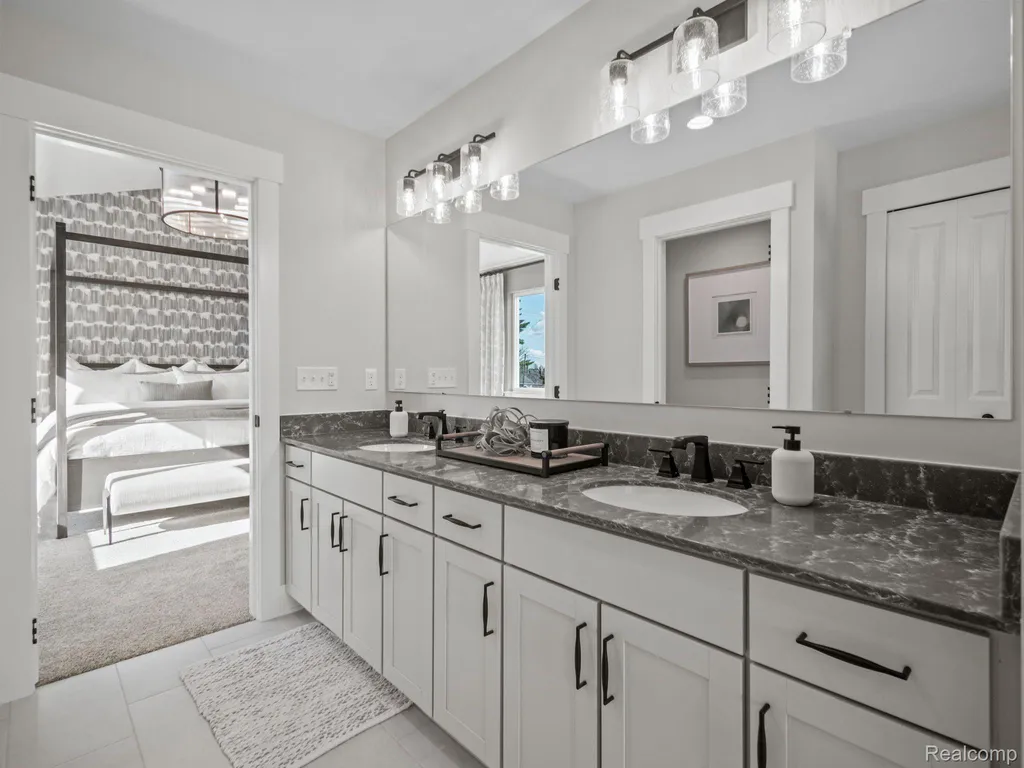 18064 Stallmann Drive Macomb Township MI 48042
