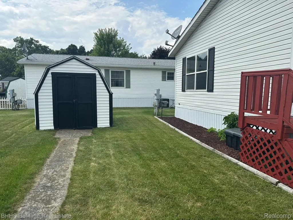 189 Chinkapin Rill Fenton City MI 48430
