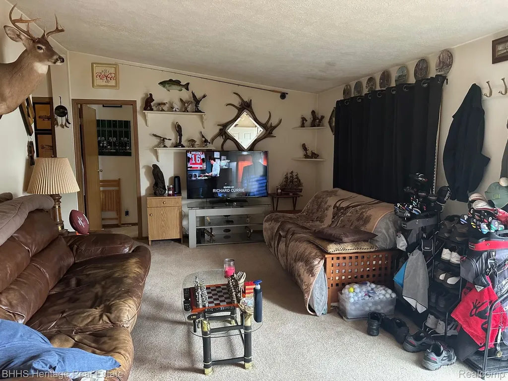 189 Chinkapin Rill Fenton City MI 48430