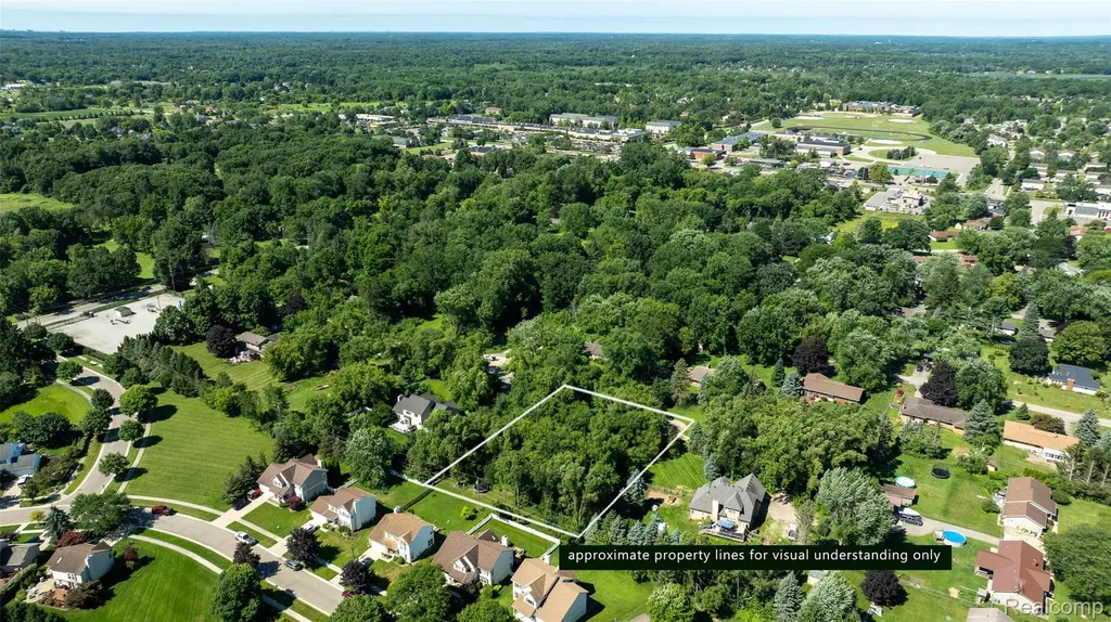 22622 Pine Drive Lyon Charter Township MI 48178