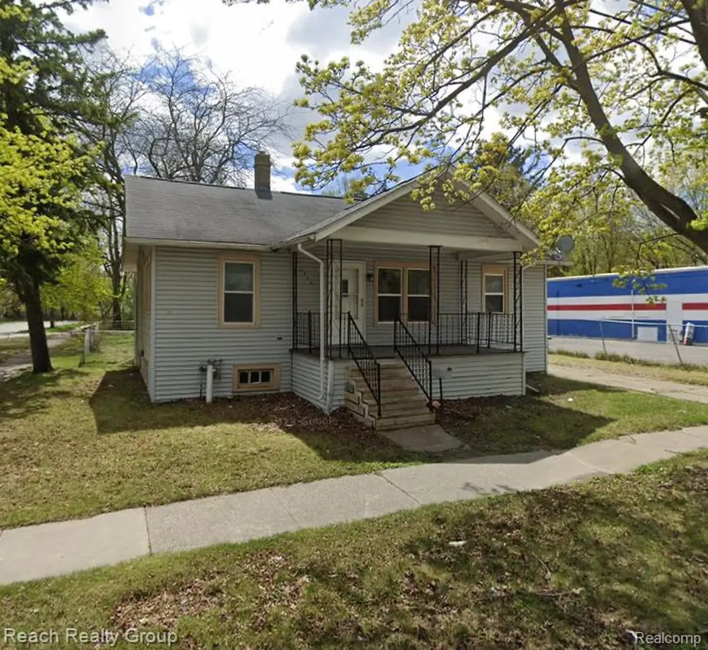 1603 Cooper Avenue Saginaw City MI 48602