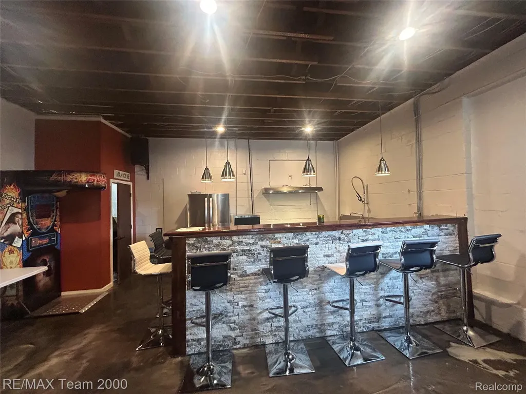 19600 Joy Road Detroit City MI 48228
