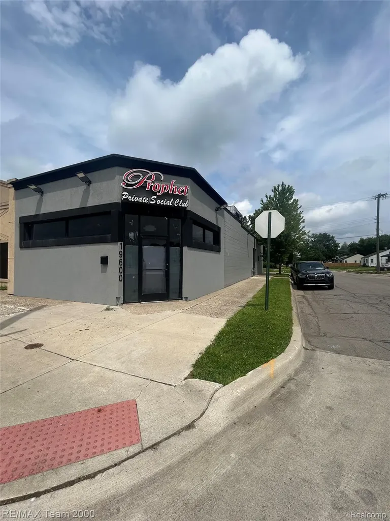 19600 Joy Road Detroit City MI 48228