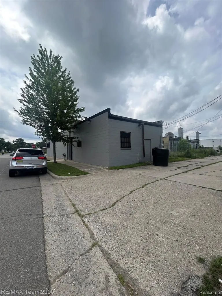 19600 Joy Road Detroit City MI 48228