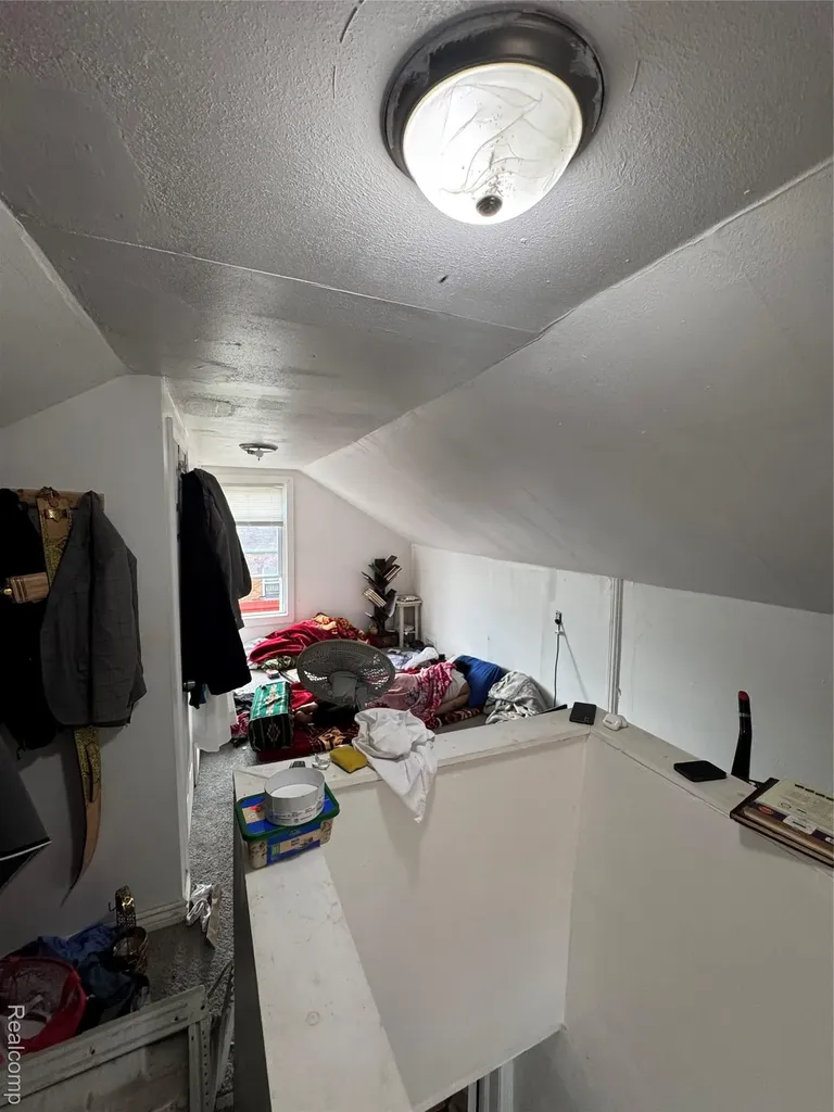 13469 Dwyer Street Hamtramck City MI 48212