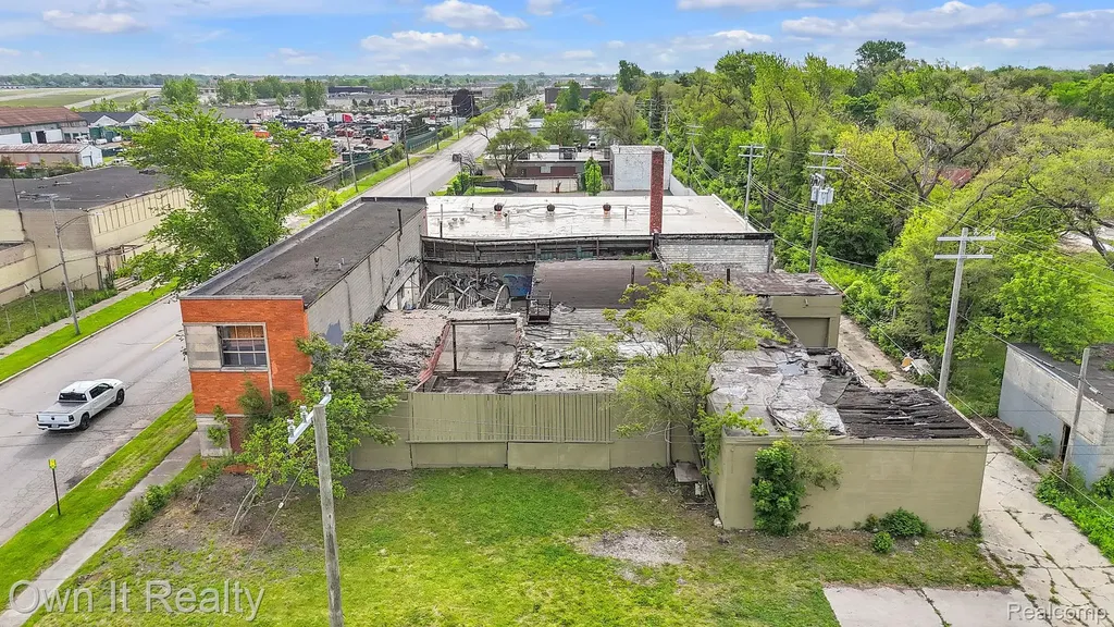 8616 Grinnell Street Detroit City MI 48213