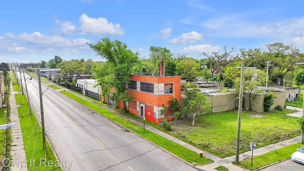 8616 Grinnell Street Detroit City MI 48213
