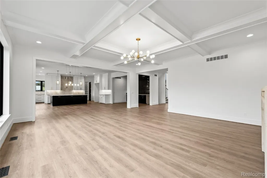 4369 The Heights Boulevard Rochester City MI 48306