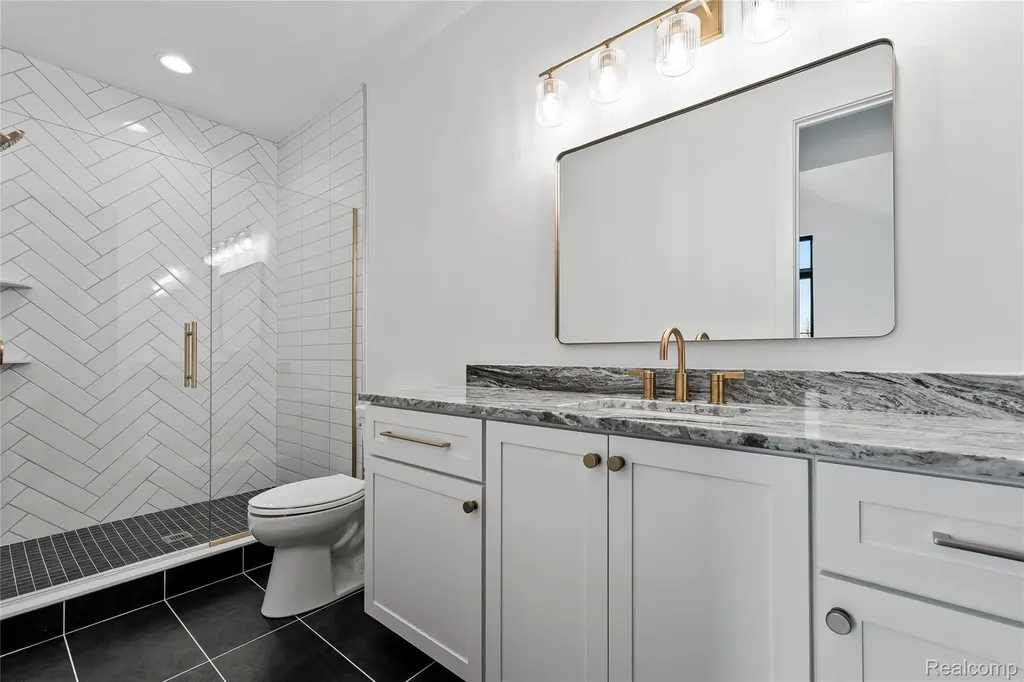 4369 The Heights Boulevard Rochester City MI 48306