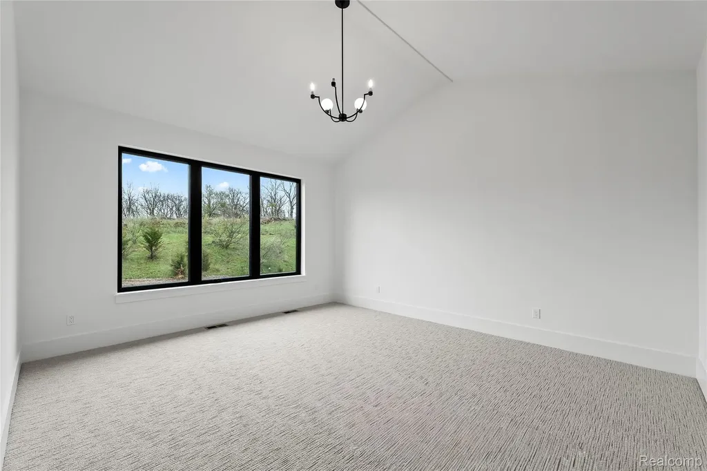 4369 The Heights Boulevard Rochester City MI 48306