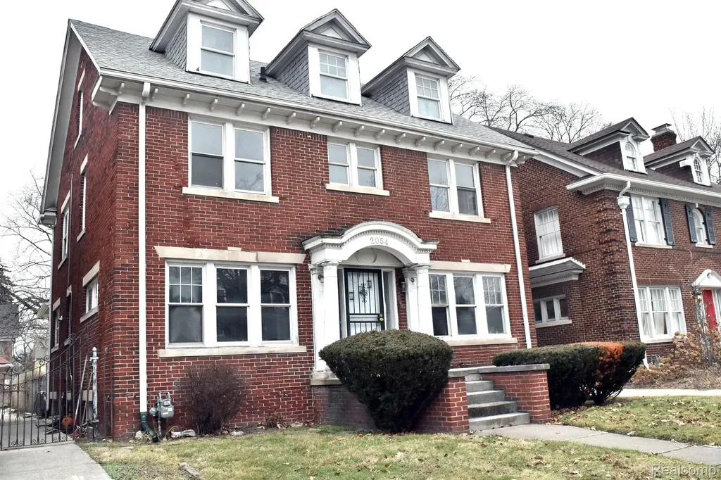 2054 Edison Street Detroit City MI 48206